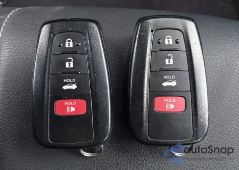 2021 Toyota Corolla Xle из США, поврежденный, VIN 5YFFPMAE4MP178724